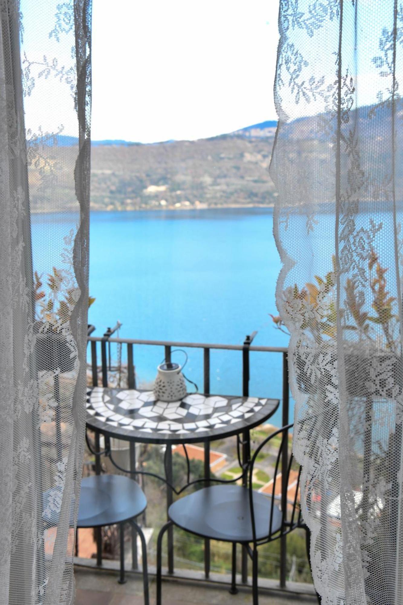 B&B Carpe Diem Vista Lago Castel Gandolfo Kültér fotó