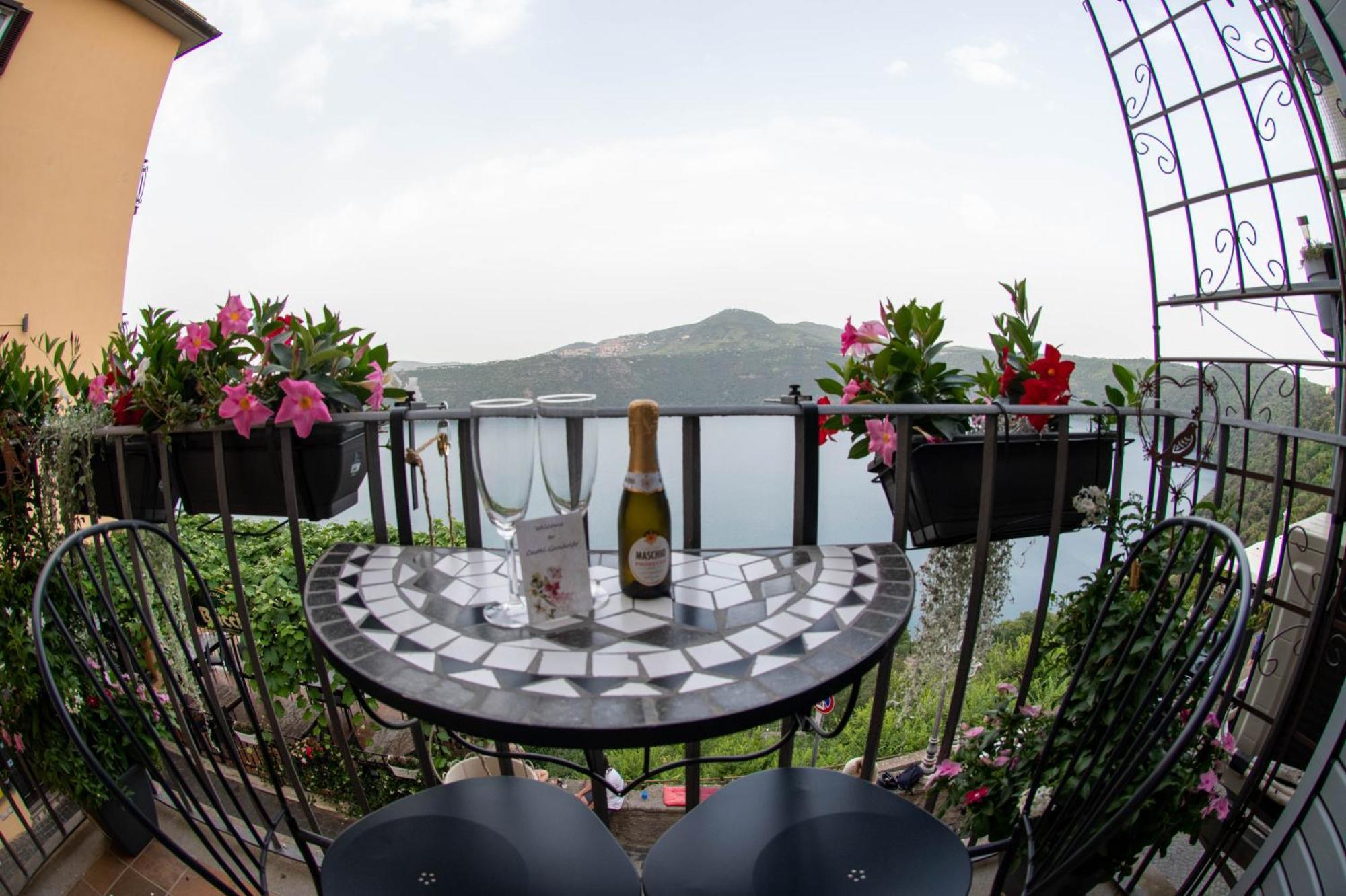 B&B Carpe Diem Vista Lago Castel Gandolfo Kültér fotó